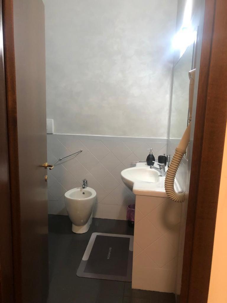 Alma Rooms Appia Rzym Zewnętrze zdjęcie